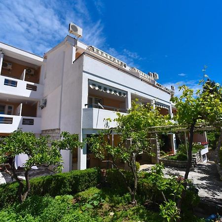 Apartmani Soljaga Petrovac Buitenkant foto