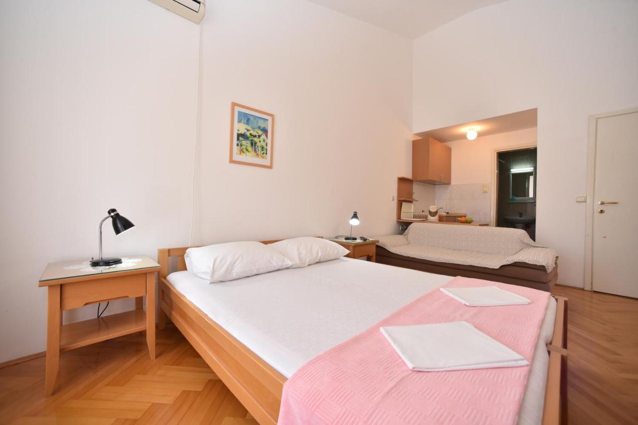 Apartmani Soljaga Petrovac Buitenkant foto