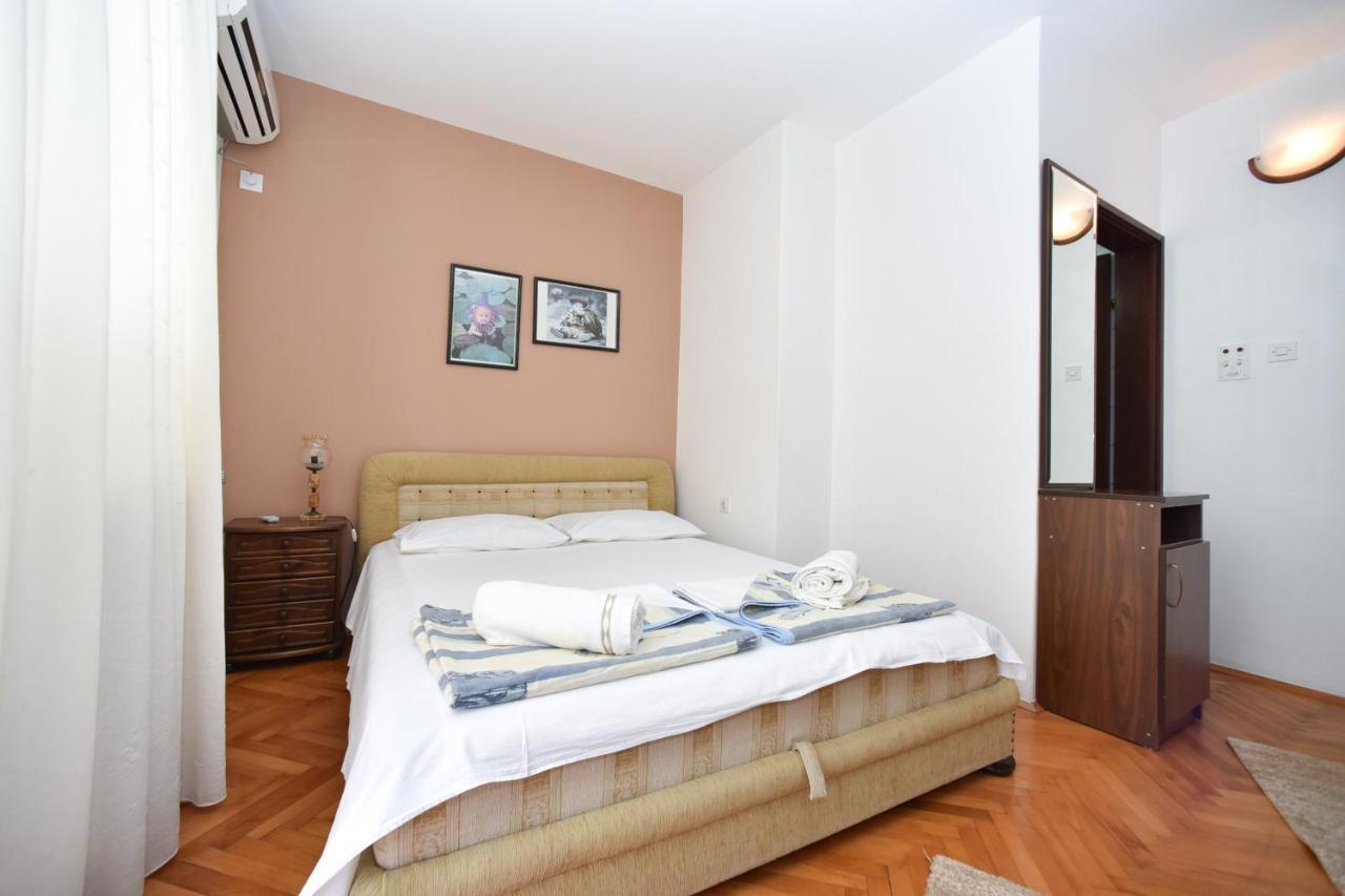 Apartmani Soljaga Petrovac Buitenkant foto