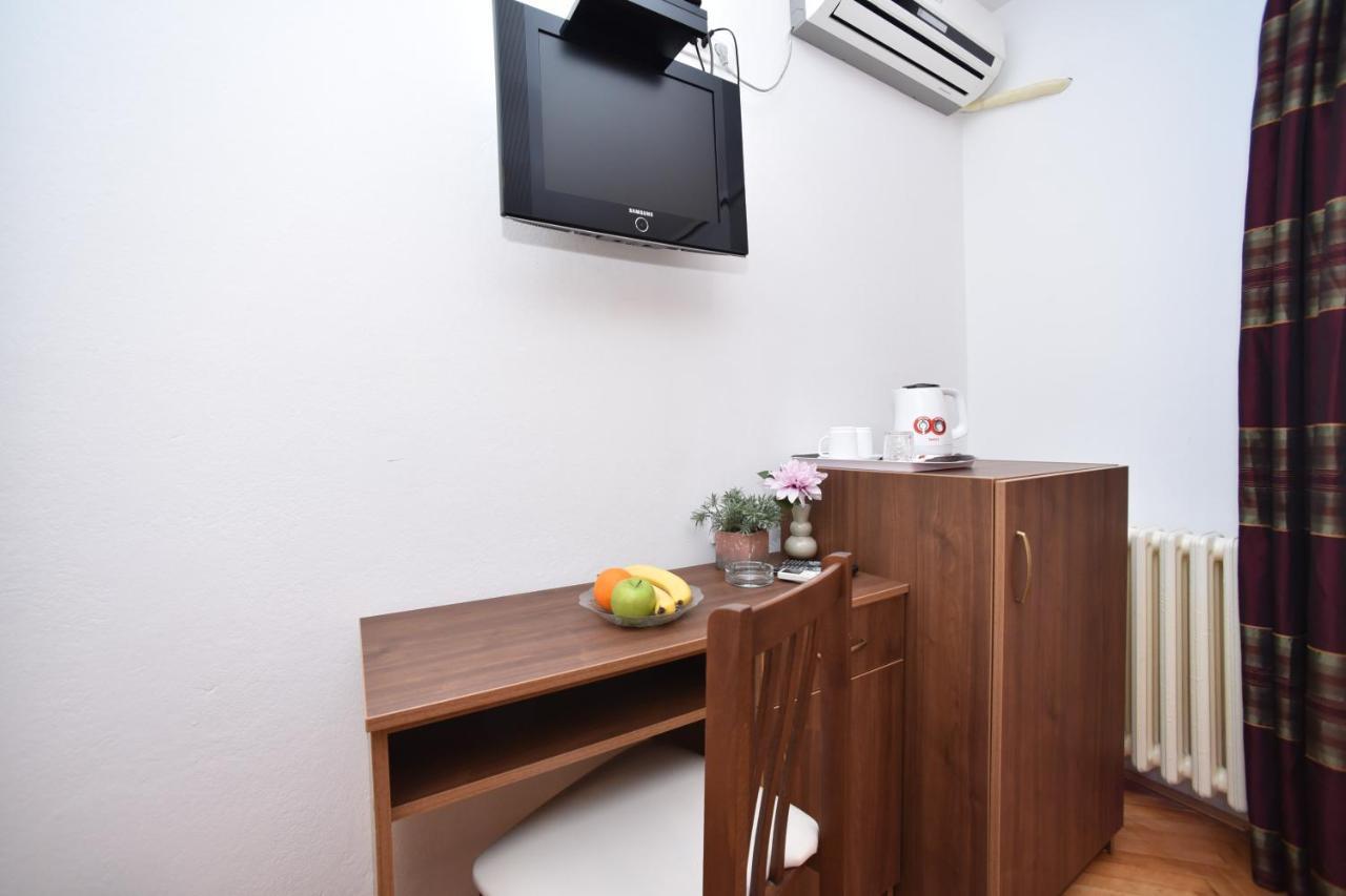 Apartmani Soljaga Petrovac Buitenkant foto