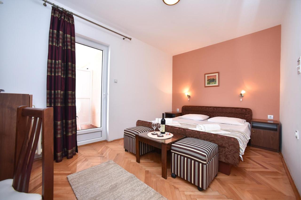 Apartmani Soljaga Petrovac Buitenkant foto